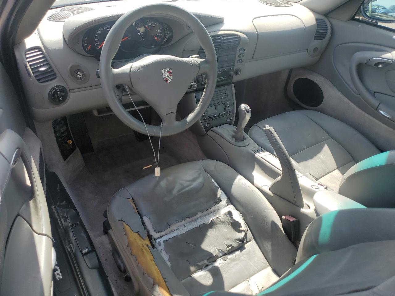 2001 Porsche #8