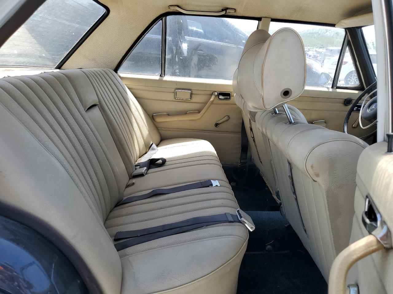 1972 Mercedes-Benz #10