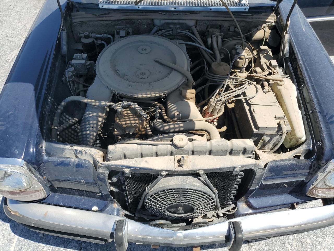 1972 Mercedes-Benz #11