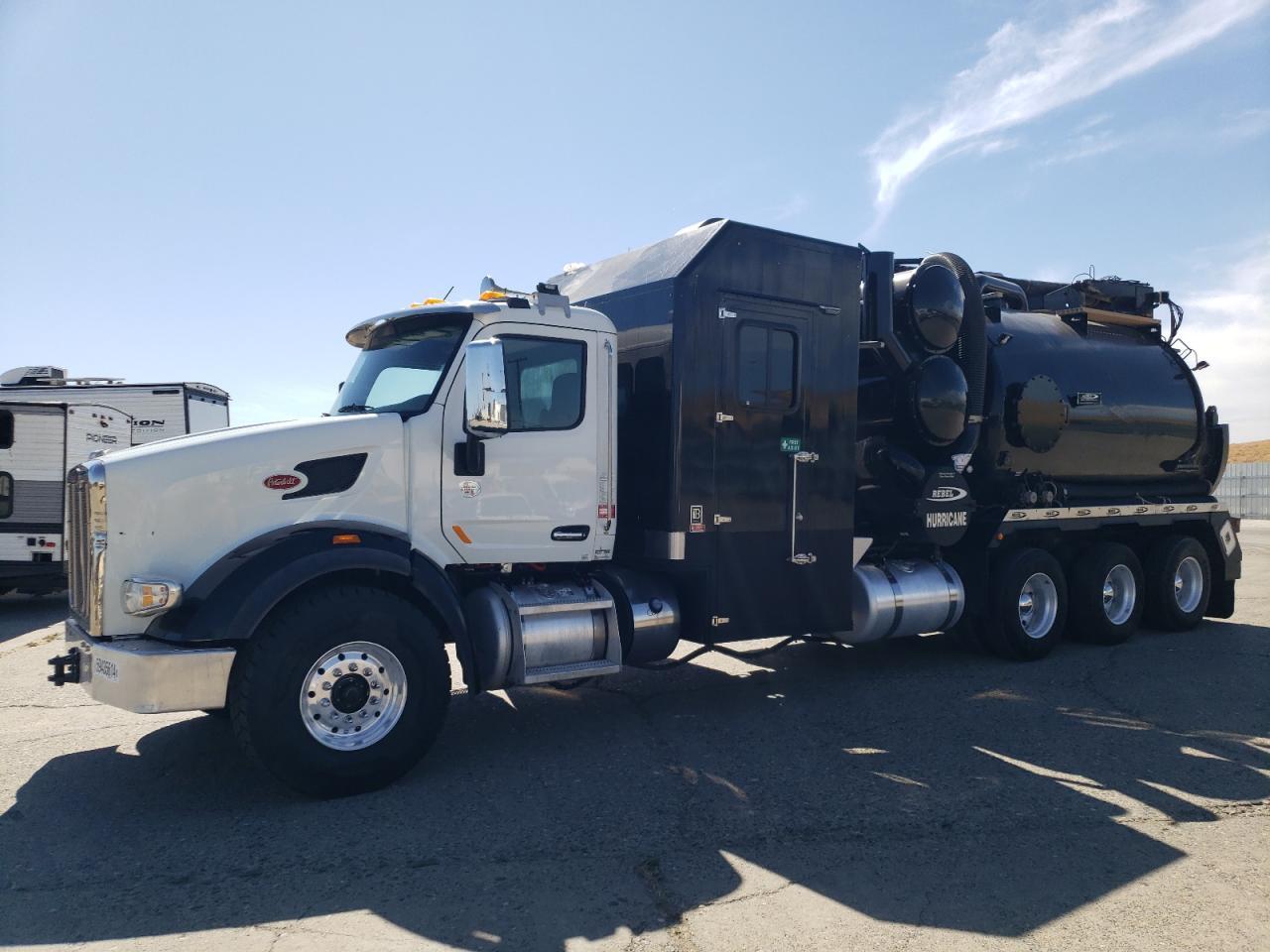 2017 Peterbilt #2
