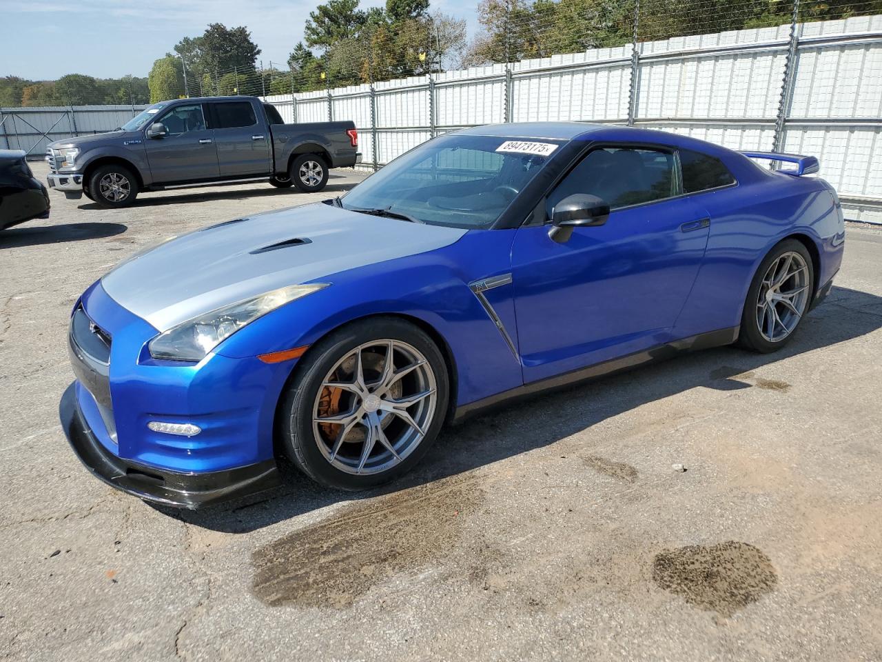 2010 Nissan #1