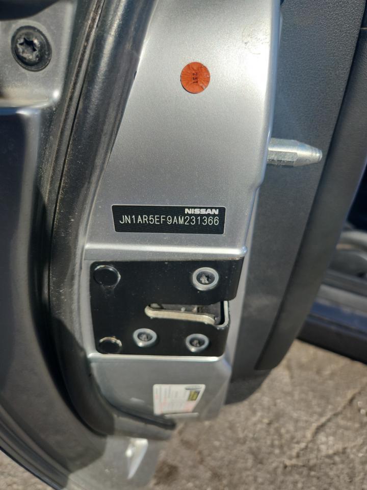 2010 Nissan #12