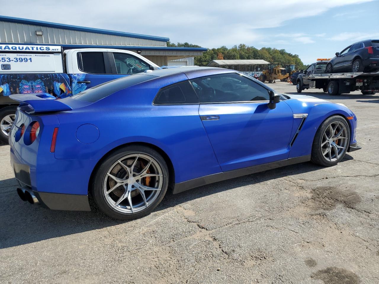 2010 Nissan #3