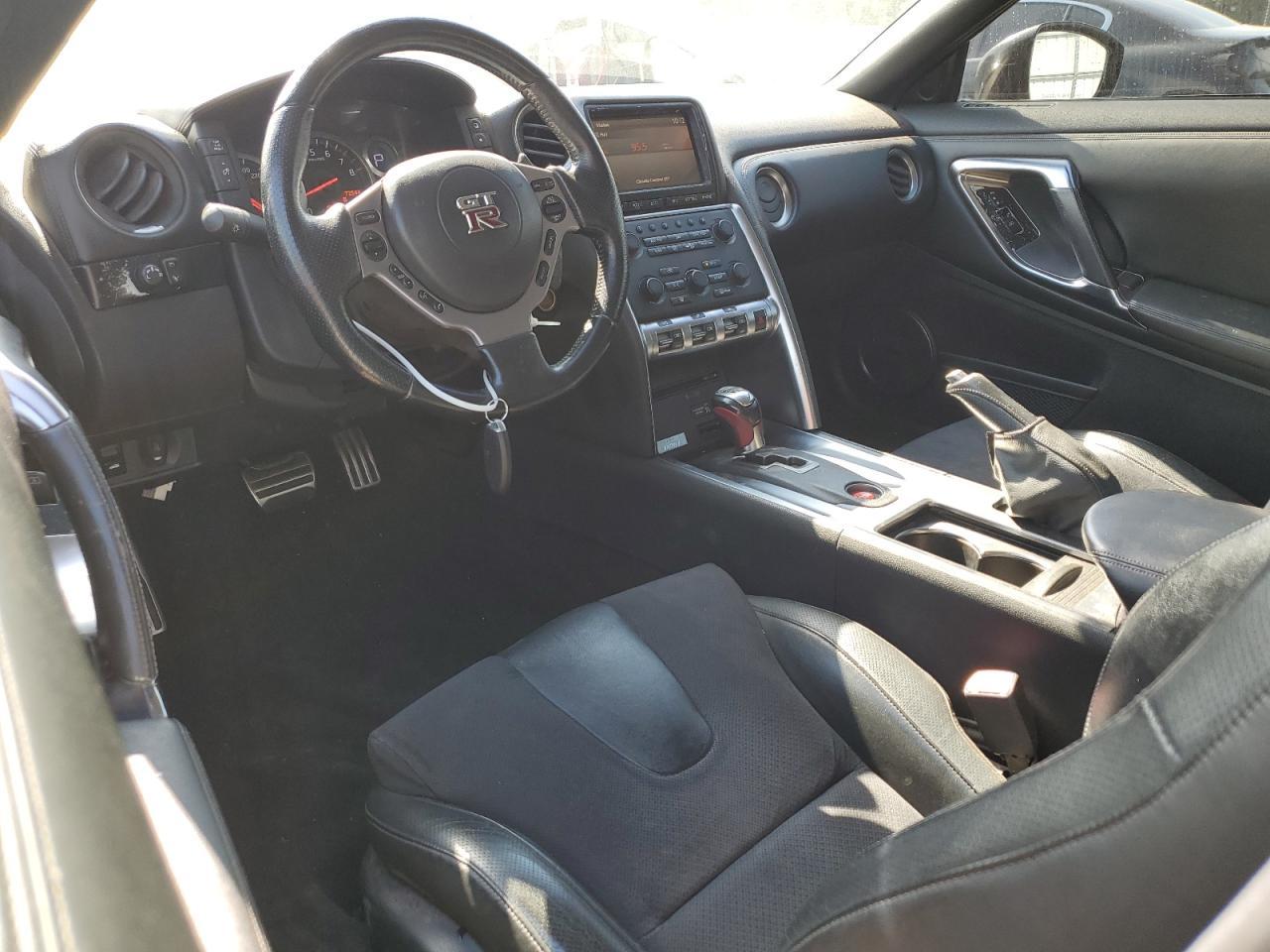 2010 Nissan #8