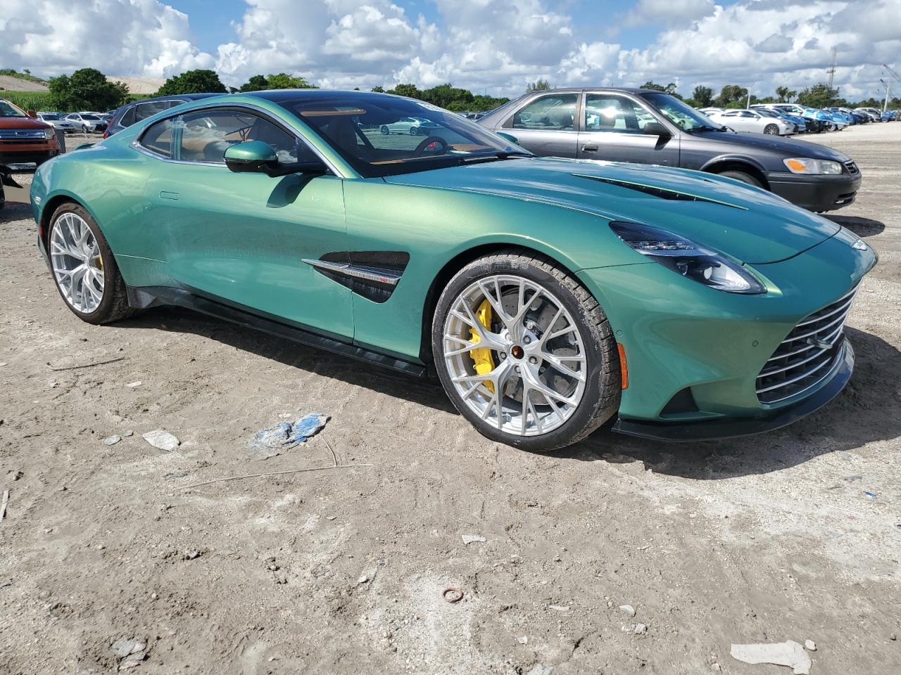 2025 Aston Martin #4