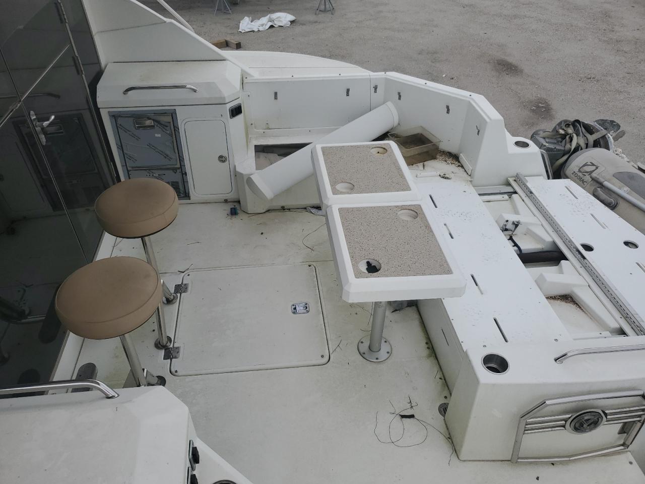 2014 Cruisers Yachts #6