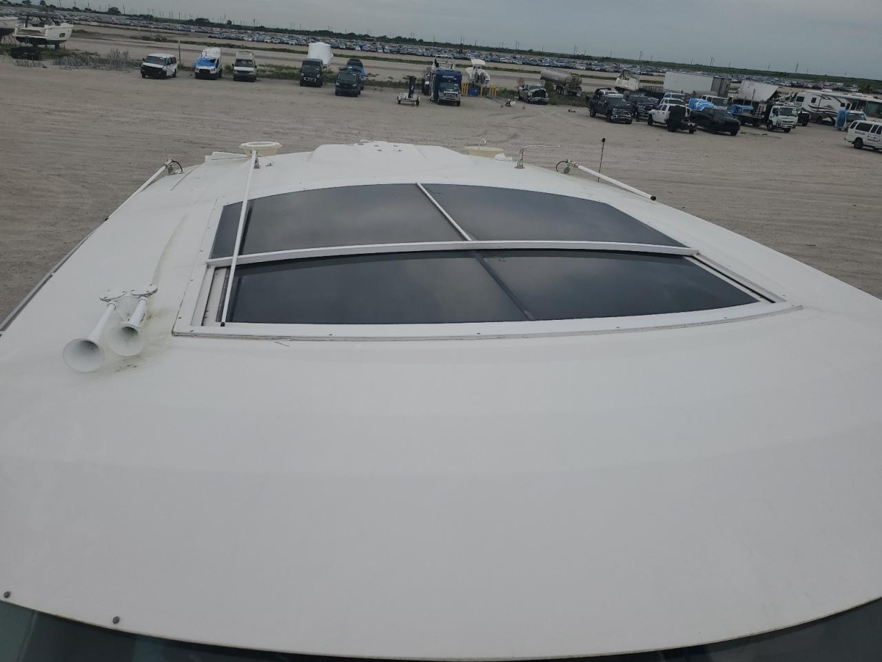 2014 Cruisers Yachts #9