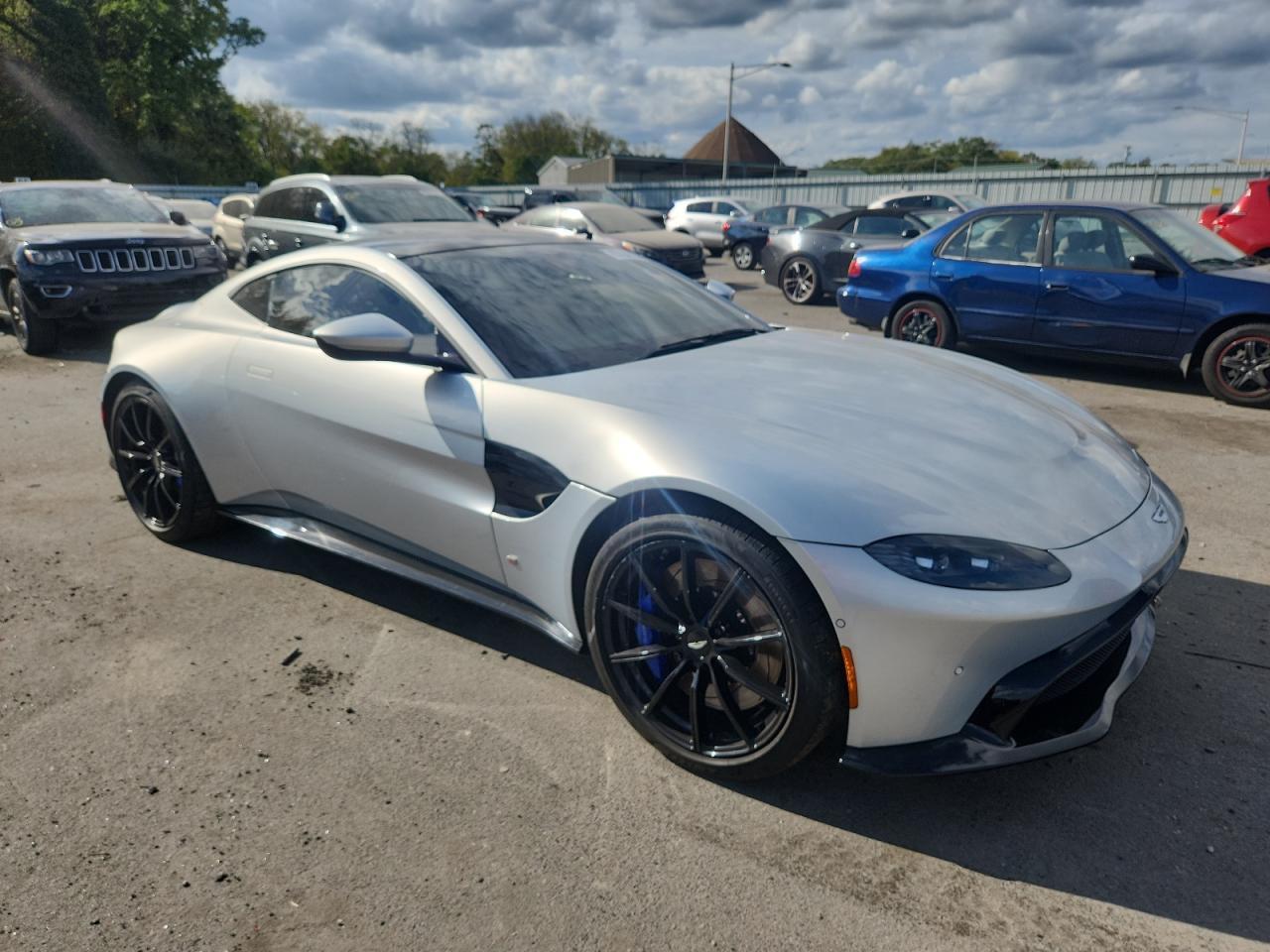 2019 Aston Martin #4