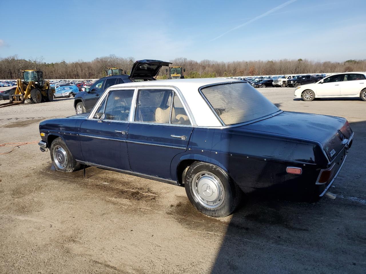 1972 Mercedes-Benz #2