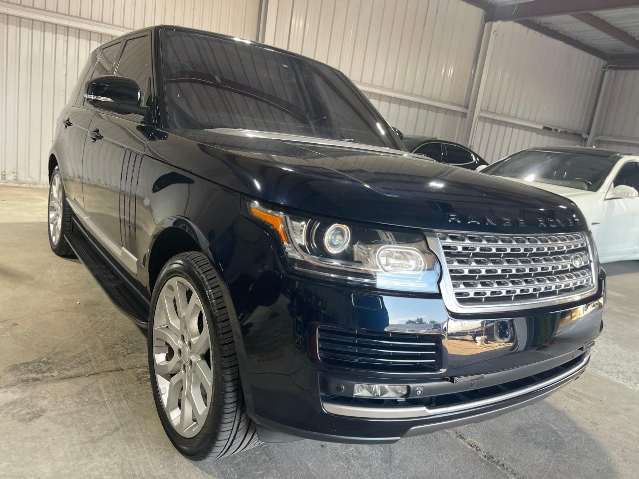 2014 Land Rover #1