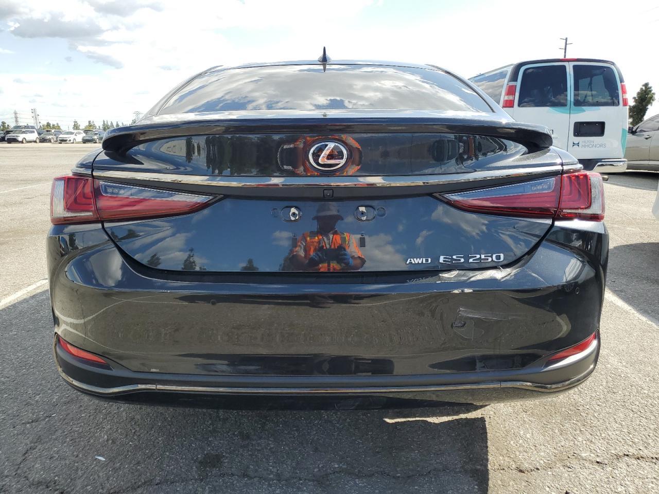 2022 Lexus #6