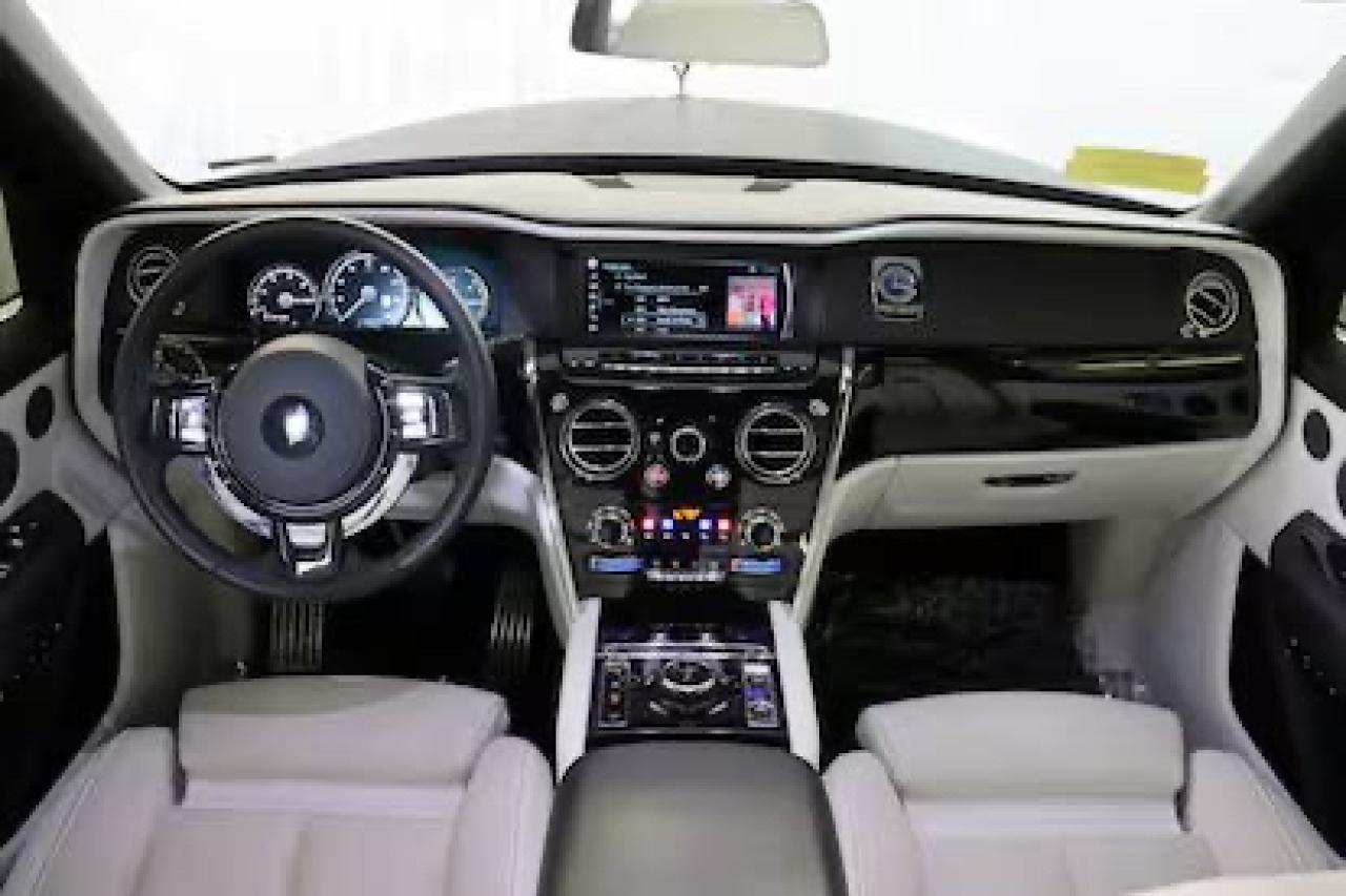 2020 Rolls-Royce #9