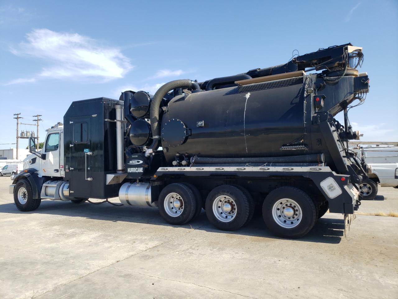 2017 Peterbilt #3