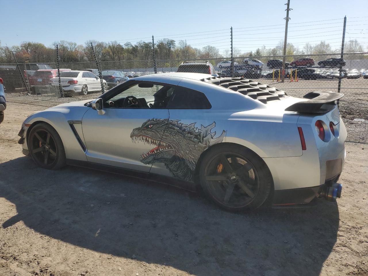 2009 Nissan #2