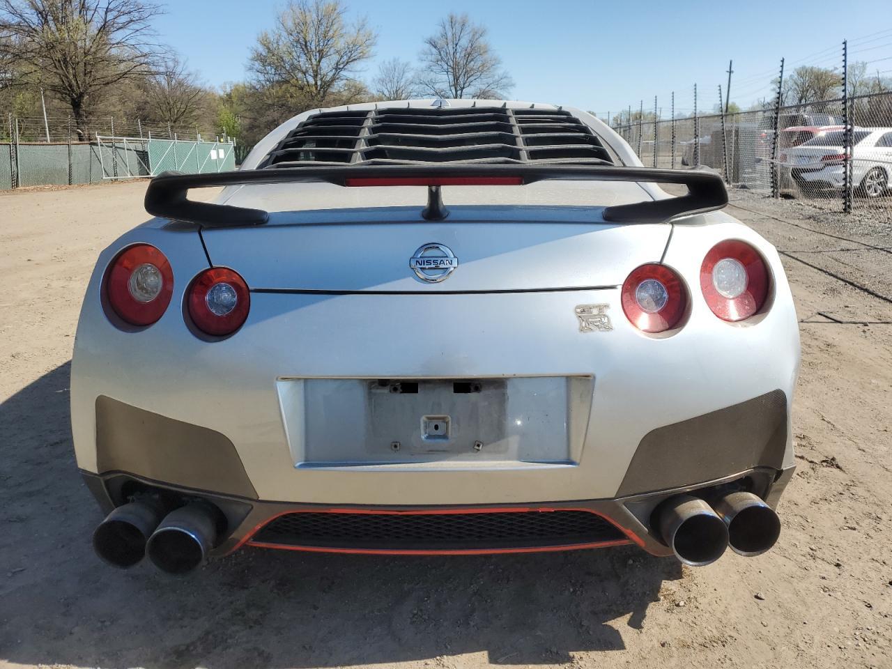 2009 Nissan #6