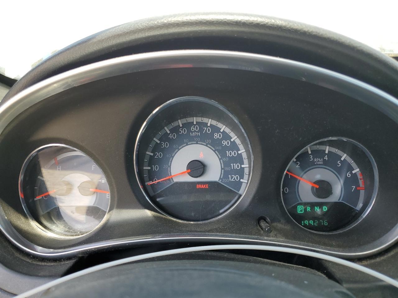 2012 Chrysler #9