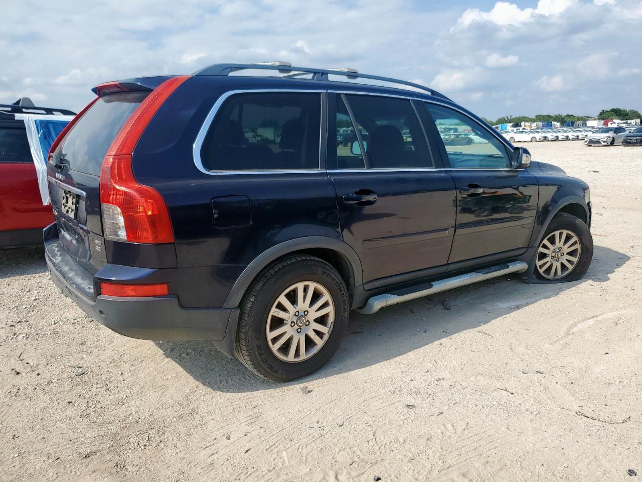 2008 Volvo #3