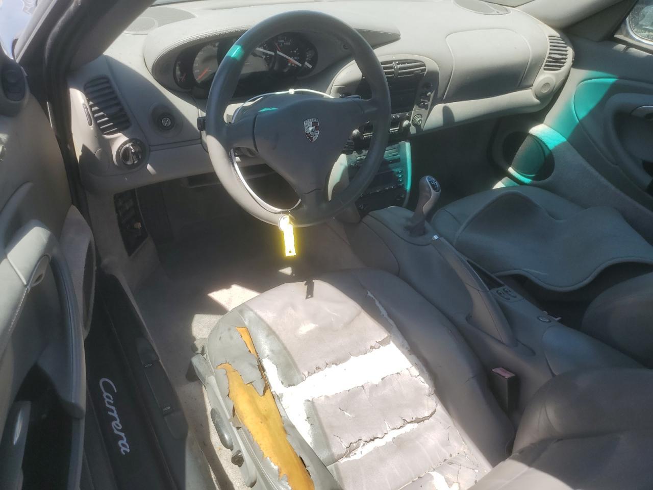 2001 Porsche #8