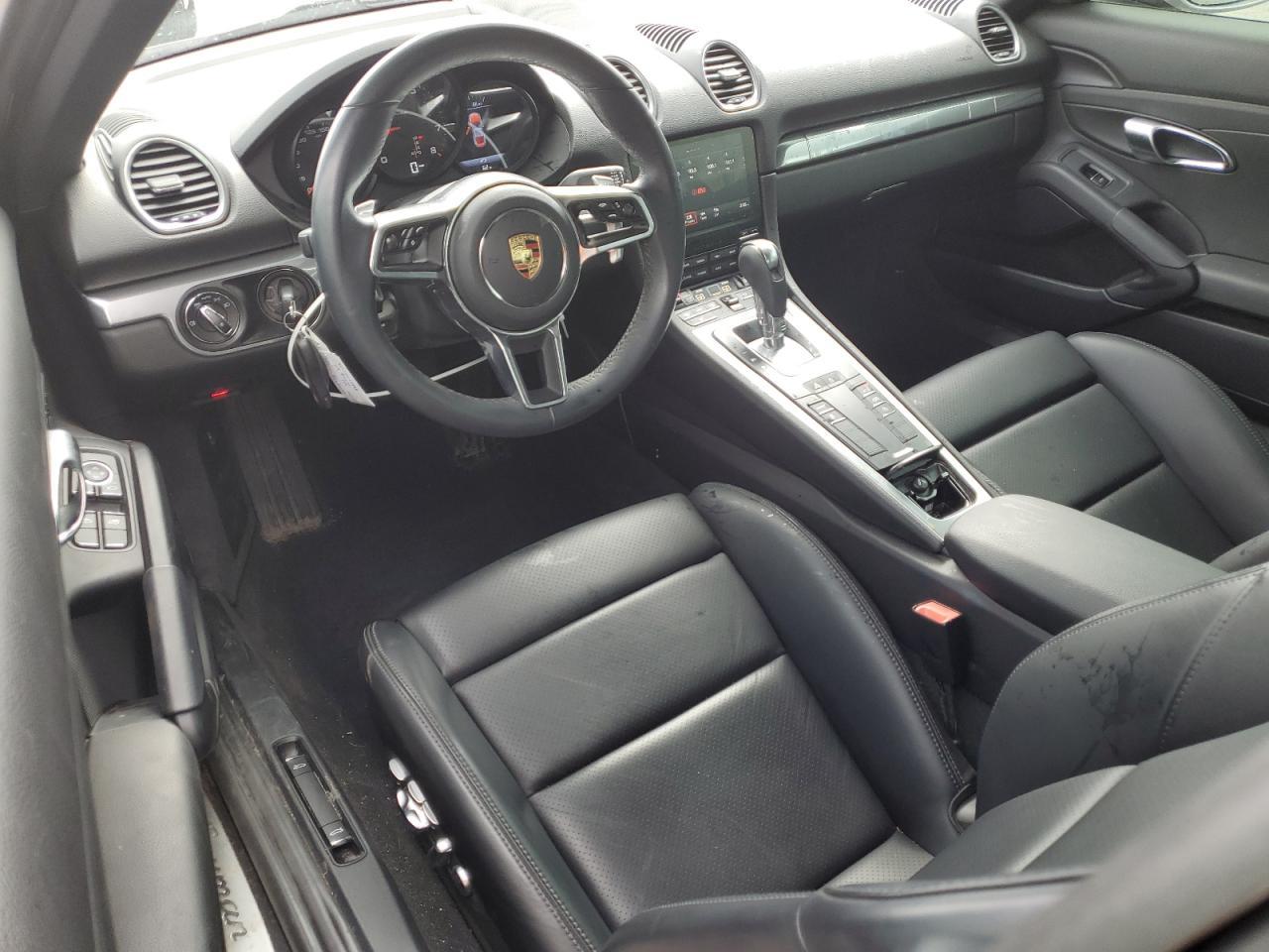 2024 Porsche #8