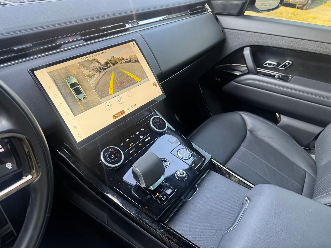 2023 Land Rover #12
