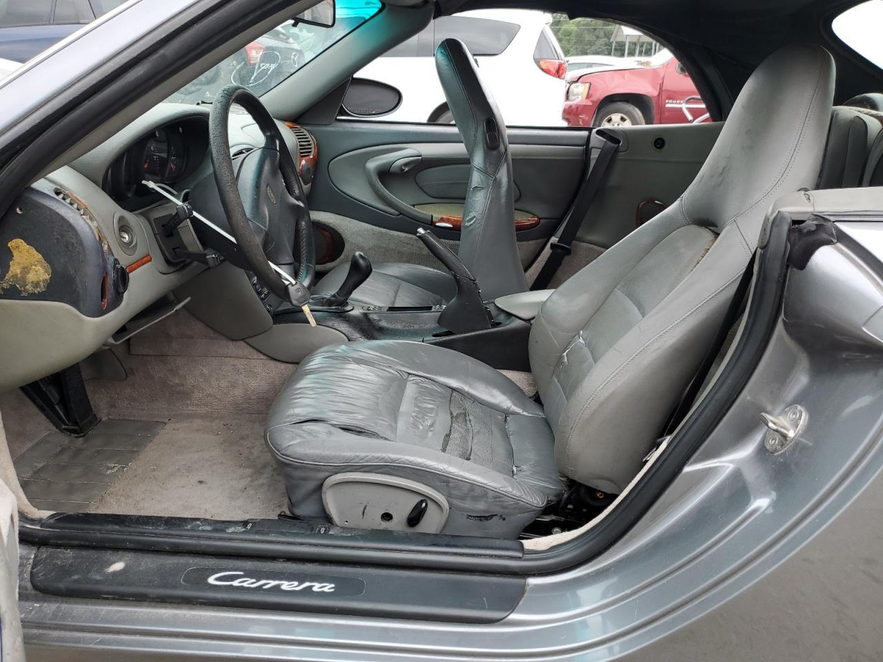 2001 Porsche #7