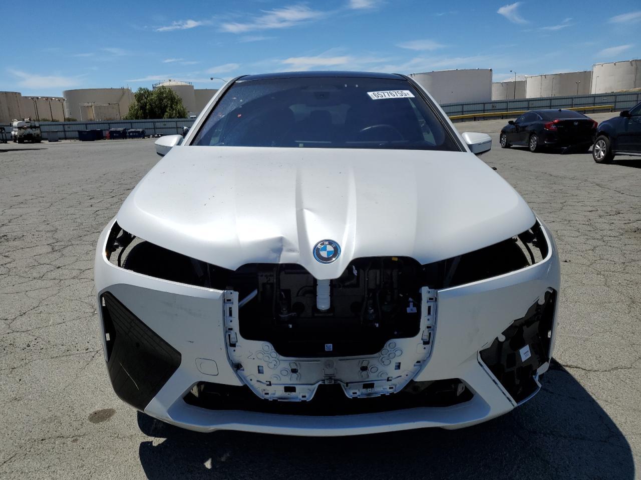 2024 BMW #5