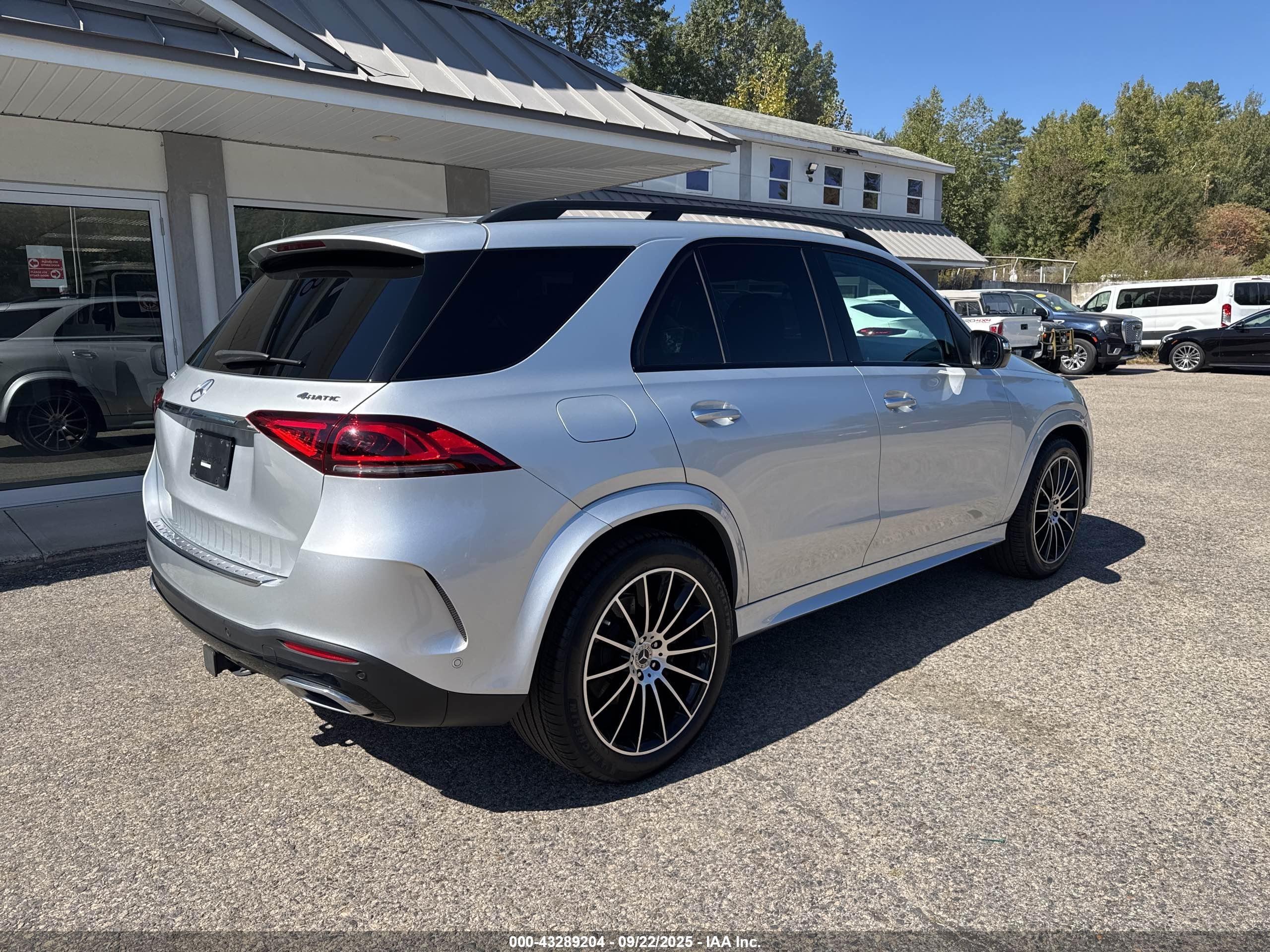 2020 Mercedes-Benz #4