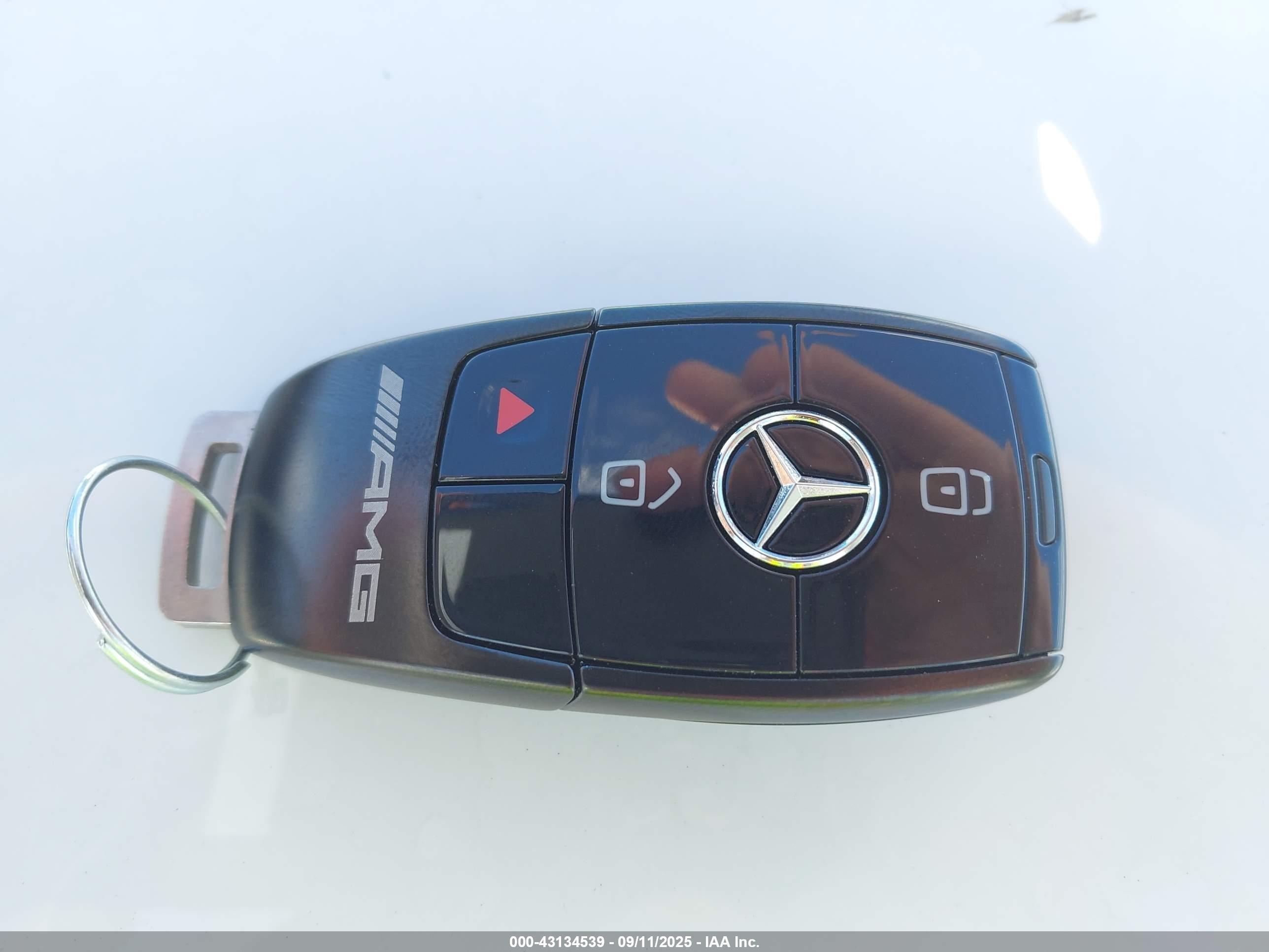 2025 Mercedes-Benz #11