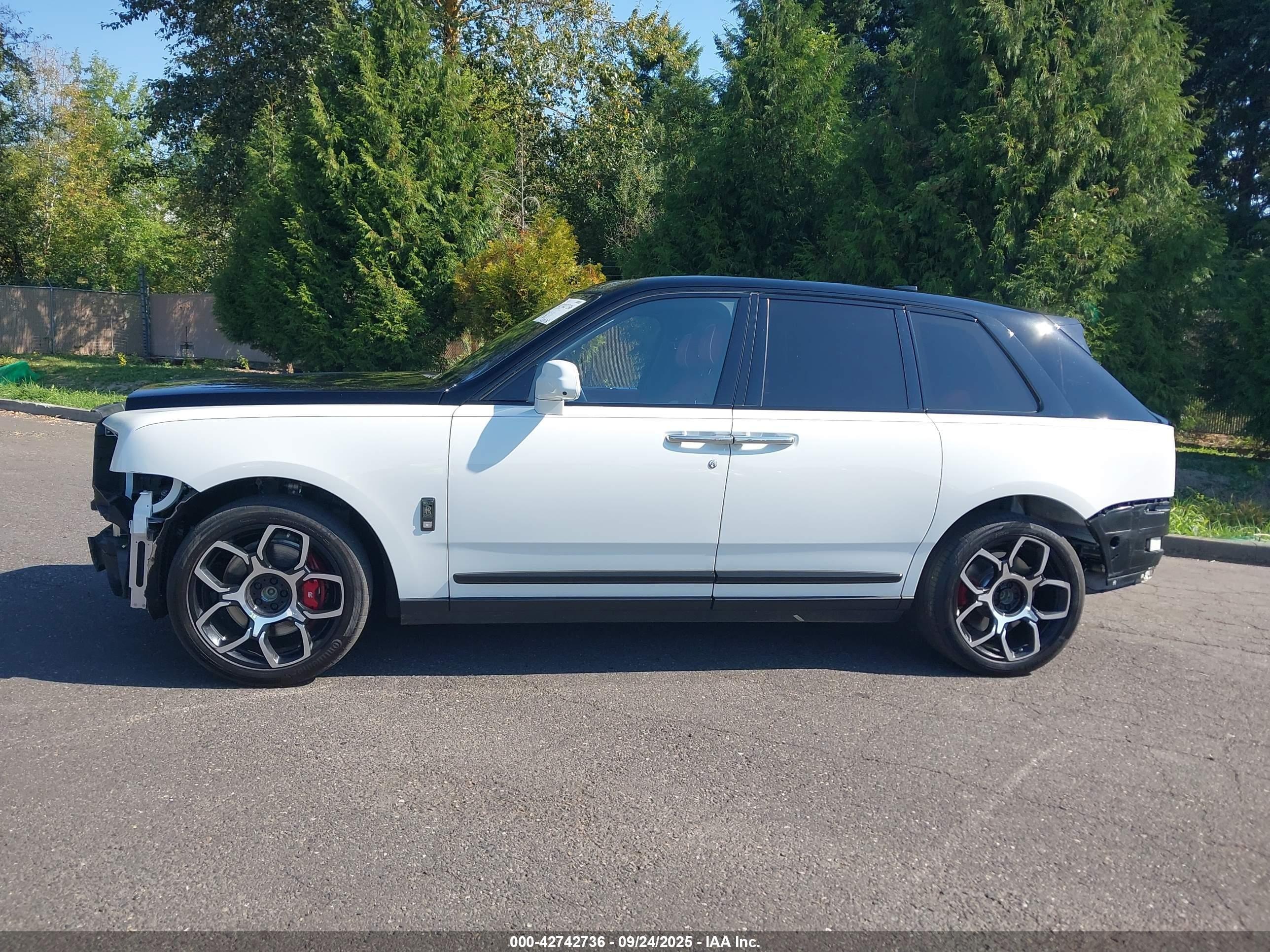 2021 Rolls-Royce #15