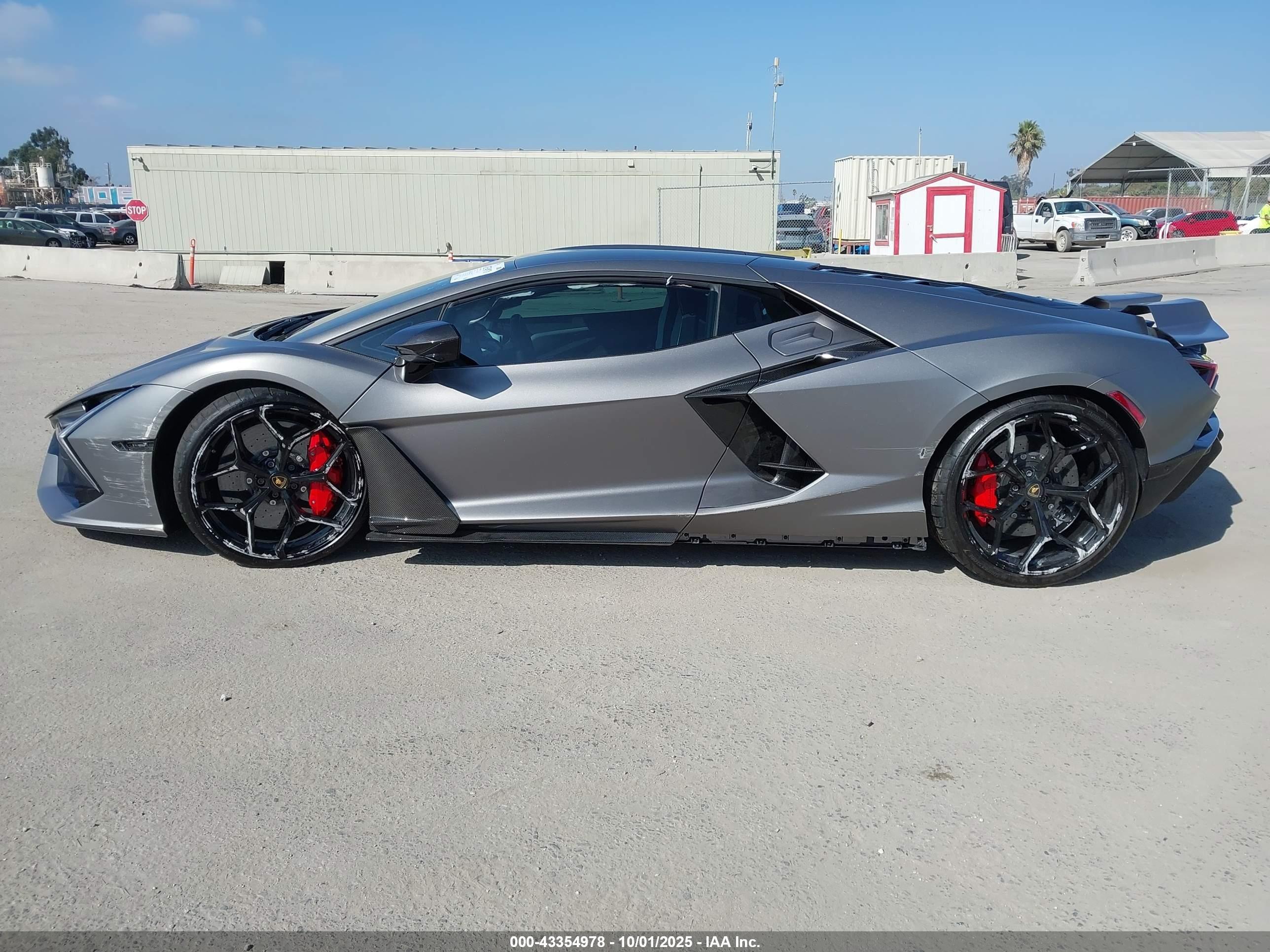 2025 Lamborghini #15
