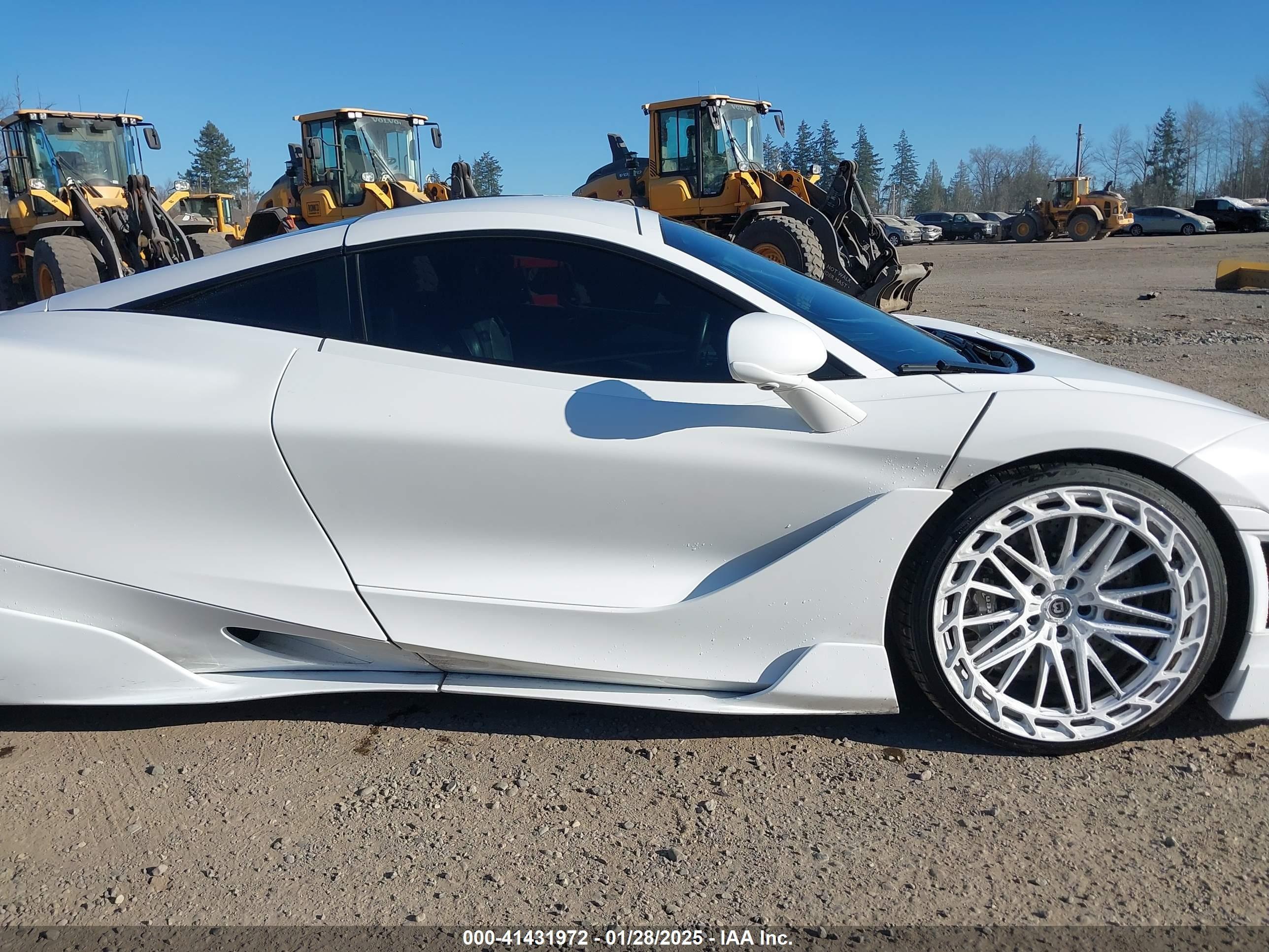 2018 McLaren #13