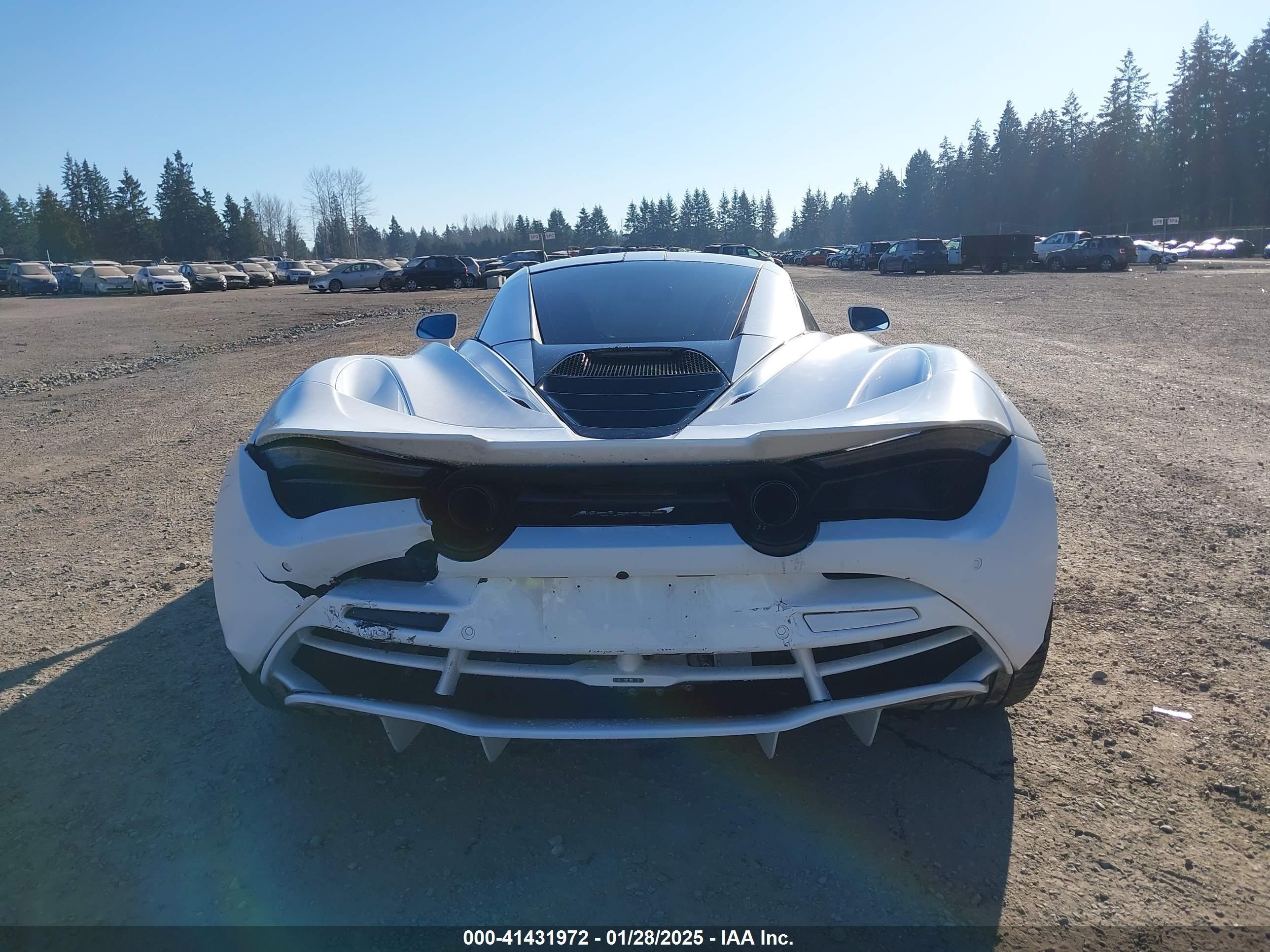 2018 McLaren #16