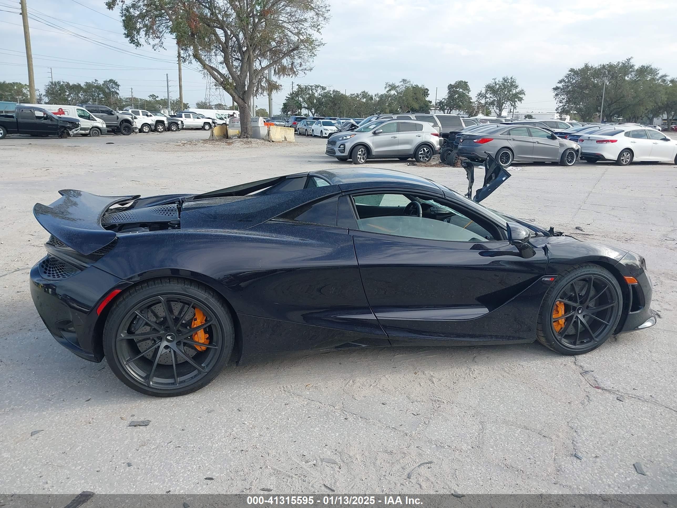 2024 McLaren #14