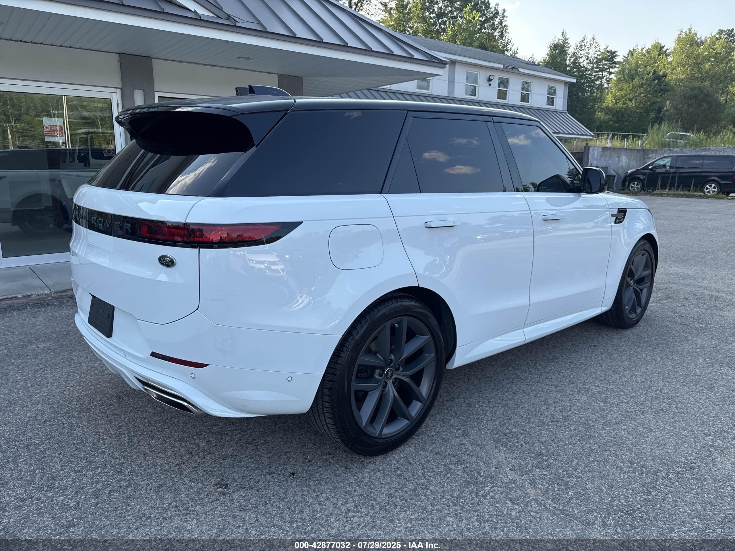 2023 Land Rover #4