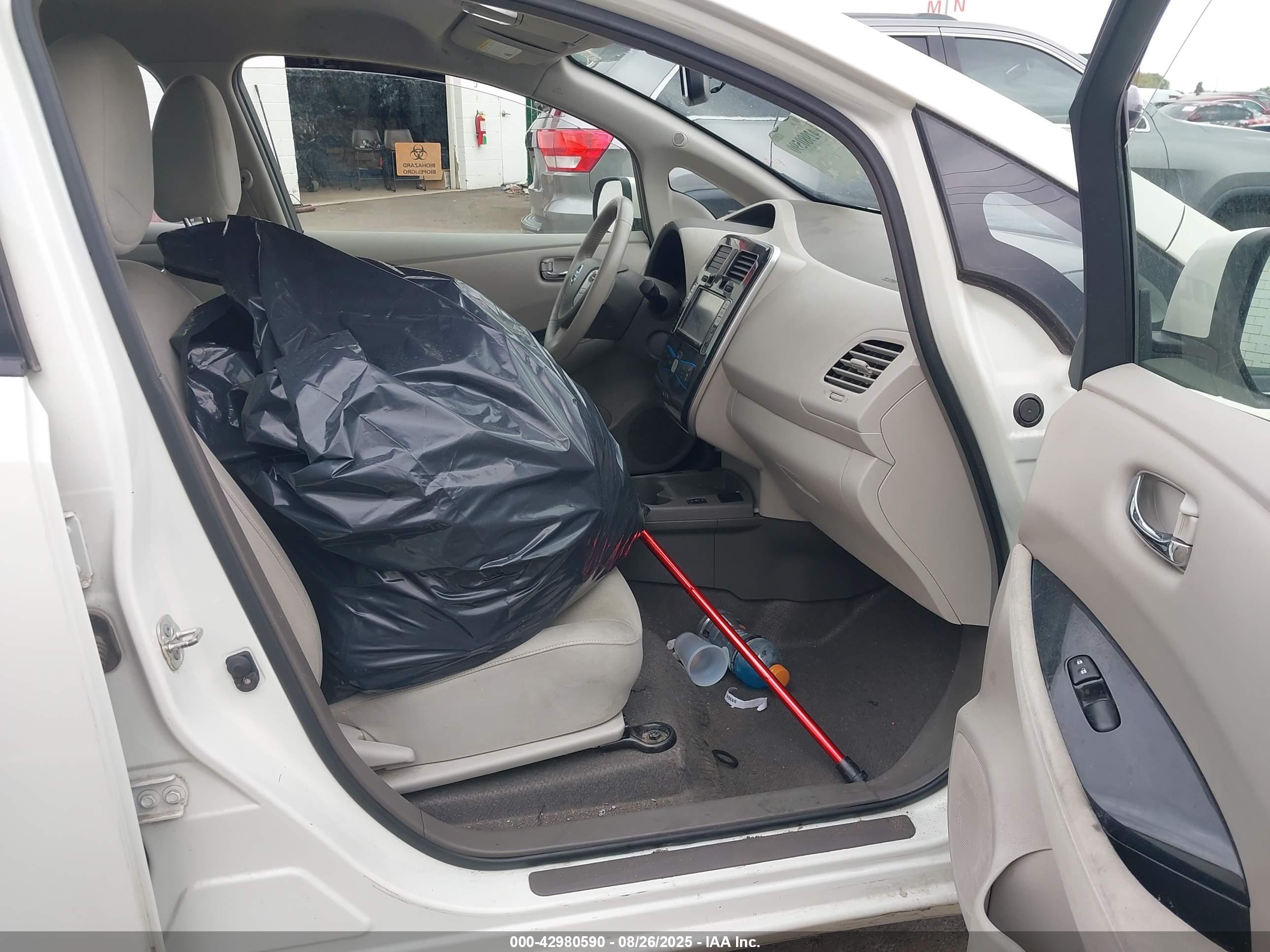 2012 Nissan #5