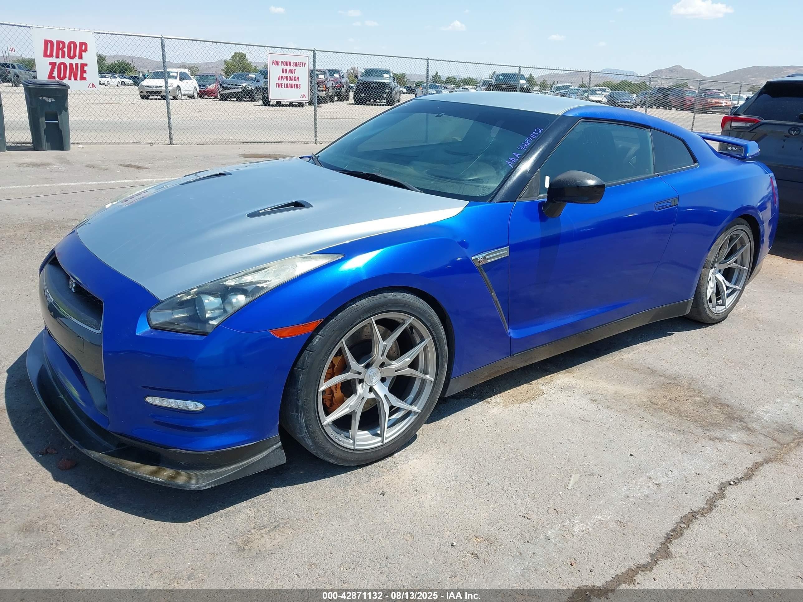 2010 Nissan #2