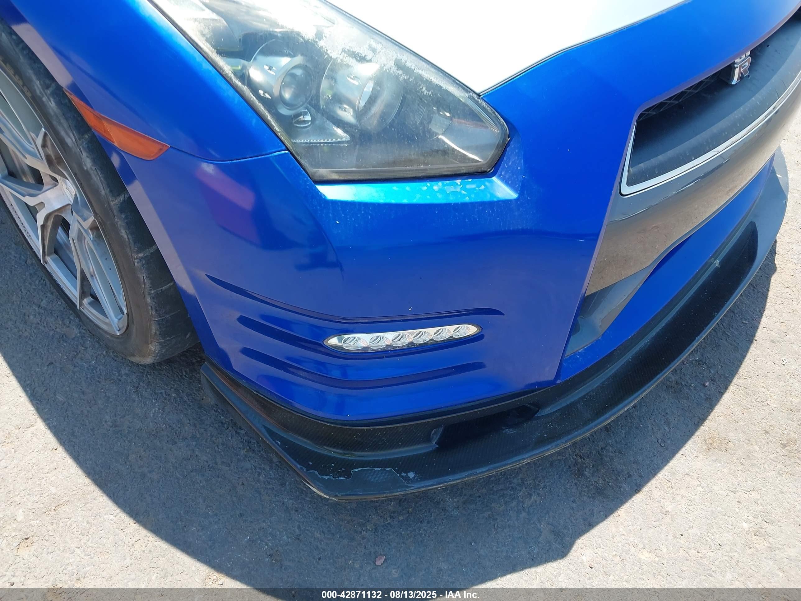 2010 Nissan #6